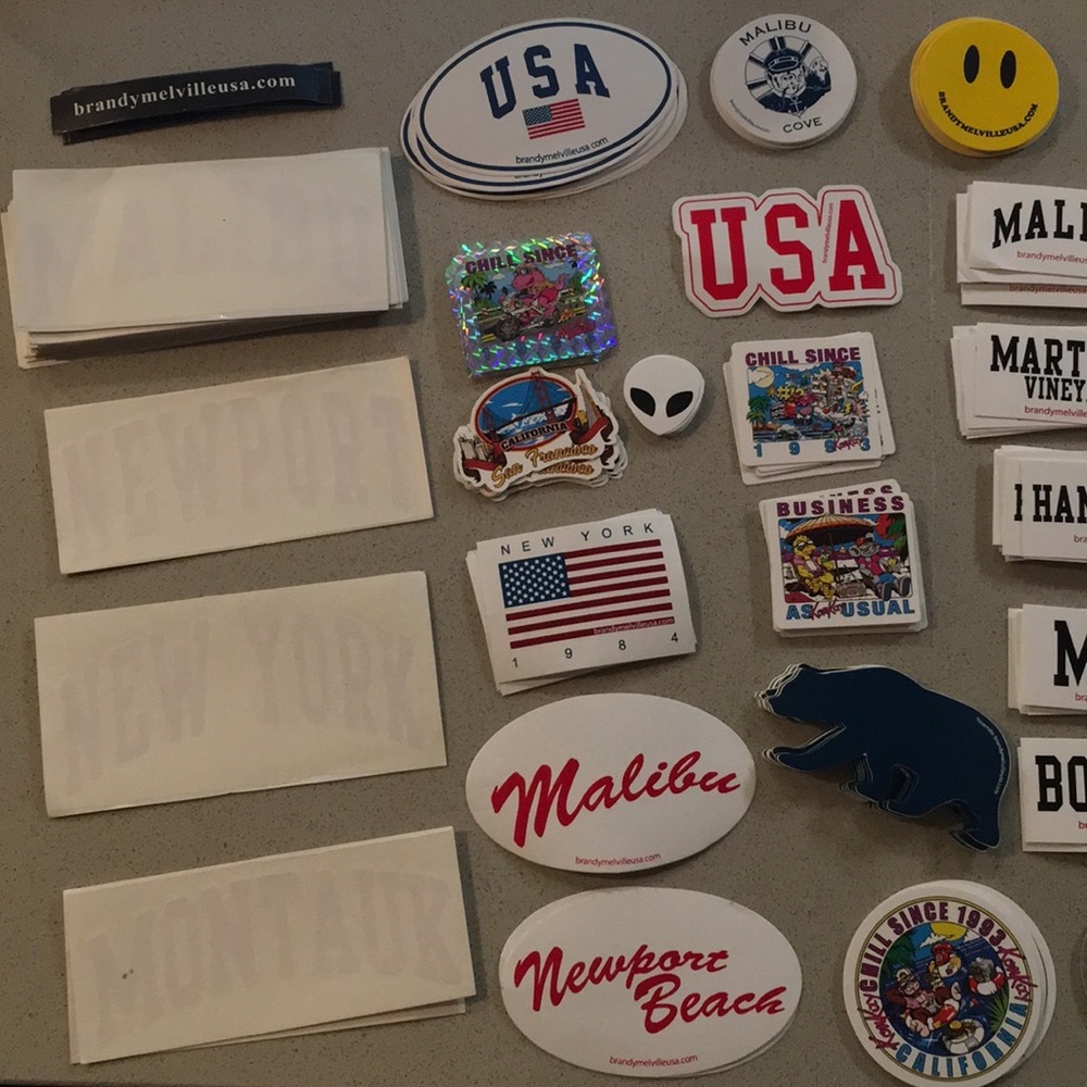 💗 ONE LEFT 💗Brandy Melville Mystery Sticker Pack - Picture 2 of 4